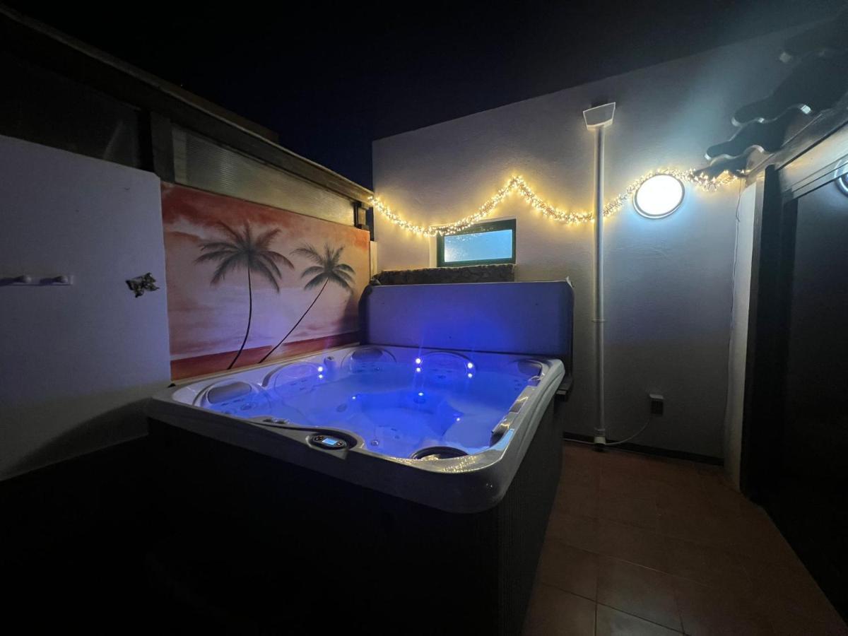 Casa Orilla! Beautiful Private Holiday Villa With Hot Tub Ла-Олива Экстерьер фото